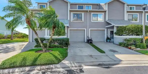 9472 TARA CAY COURT
