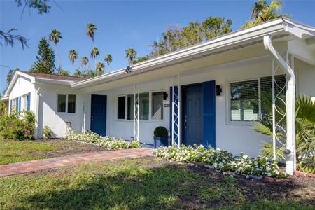 1794 SANTA BARBARA DR