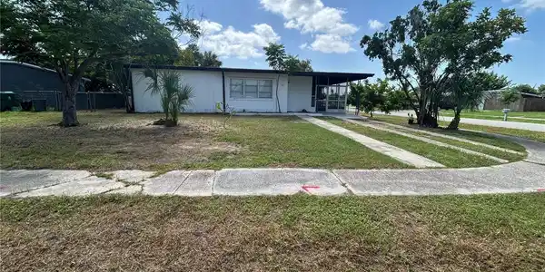 3140 CRESTWOOD DRIVE