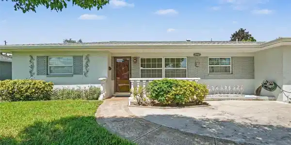 8948 108TH STREET N