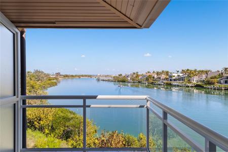 225 SANDS POINT ROAD