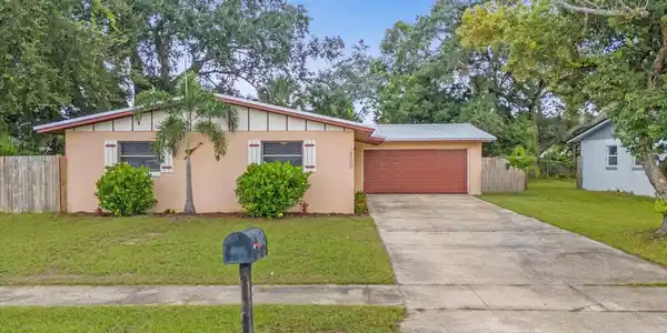2800 STARLIGHT DRIVE