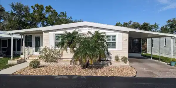 310 TROPIC DRIVE