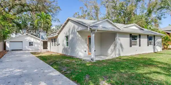 2827 W BAY HAVEN DRIVE
