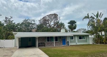 4522 BANAN PLACE