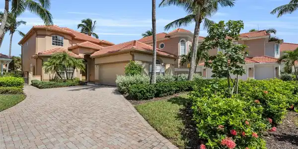 3365 SUNSET KEY CIRCLE