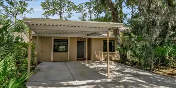 4877 VILLAGE GARDENS DRIVE