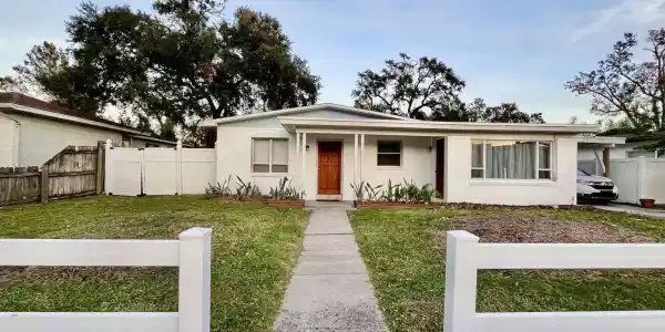 116 S RENELLIE DRIVE