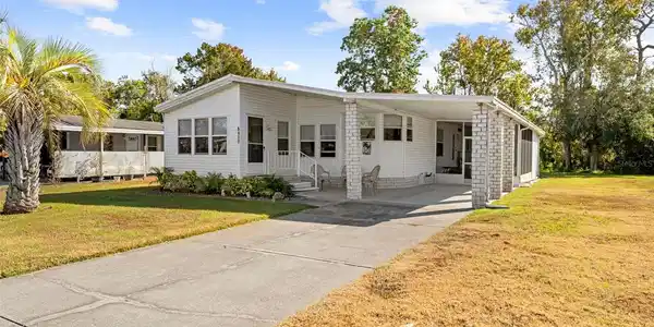 5177 FOREST GLENN DRIVE