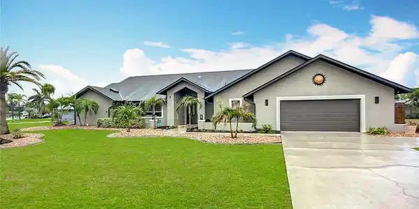 27466 TIERRA DEL FUEGO CIRCLE