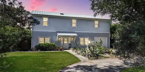 6847 POMAR ROAD