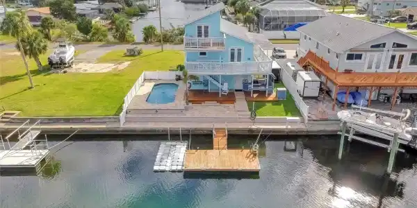 3465 GULF COAST DRIVE