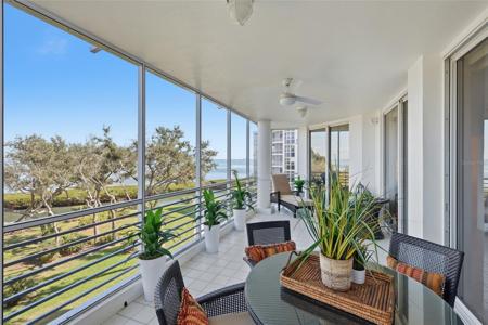 2550 HARBOURSIDE DRIVE