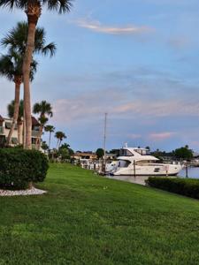1028 APOLLO BEACH BOULEVARD