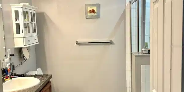 Image 4 Image 4