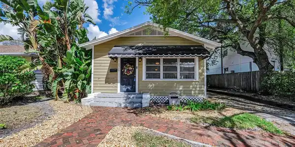 2909 W SAN ISIDRO STREET