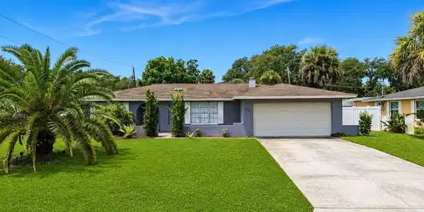 732 LUCERNE CIRCLE