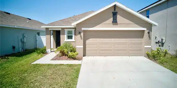 588 OLIVE CONCH STREET