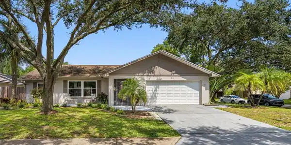 211 WOODLAND COURT