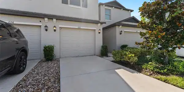 626 ROYAL EMPRESS DRIVE