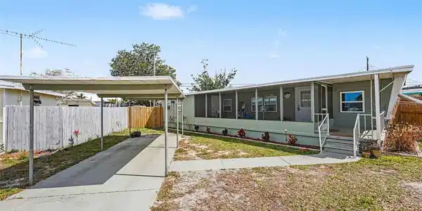 1922 LULLABY DRIVE