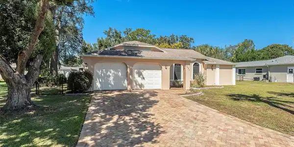4421 PLUMOSA STREET