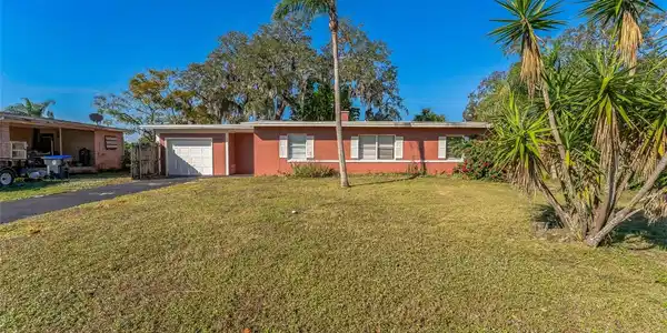 1590 HILLDALE ROAD
