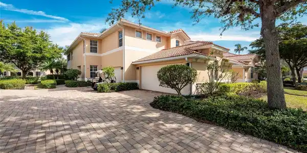 3308 SUNSET KEY CIRCLE