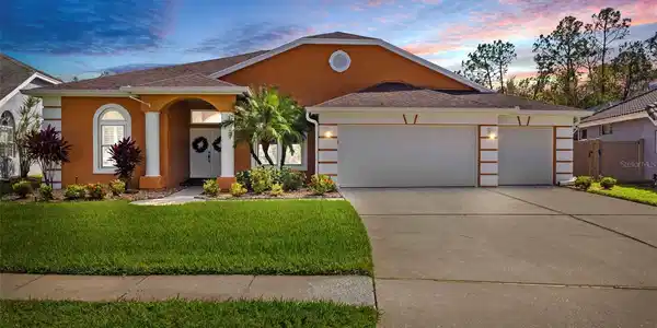 9605 WOODBAY DRIVE