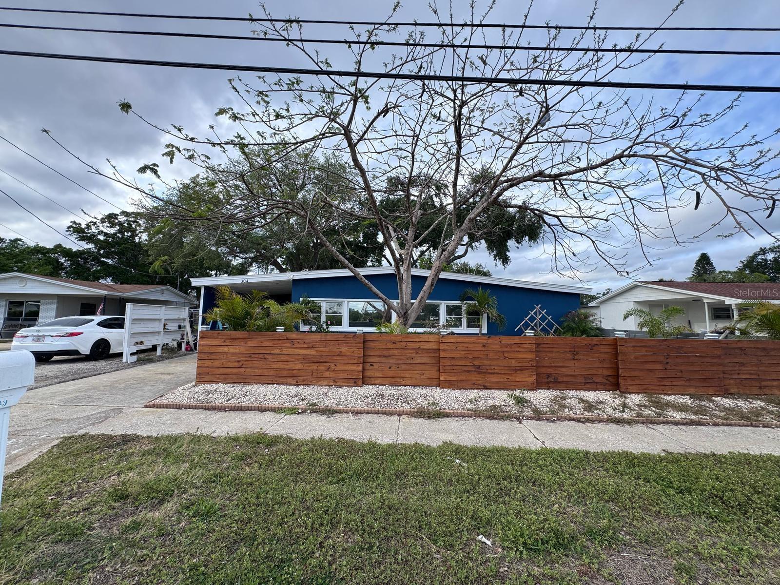 Image 1 Image 1