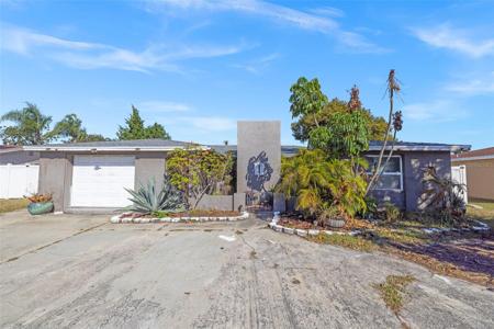 3931 HOLIDAY LAKE DRIVE