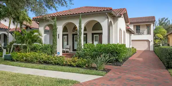 6141 YEATS MANOR DRIVE