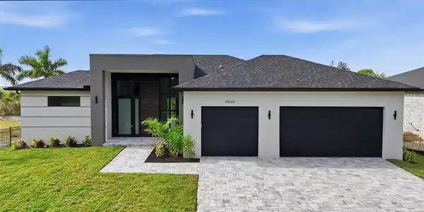 9660 PRESIDENT CIRCLE