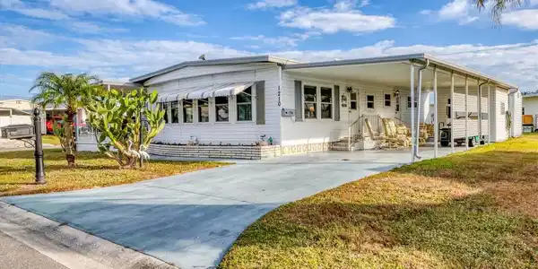 1210 44TH AVENUE DRIVE E