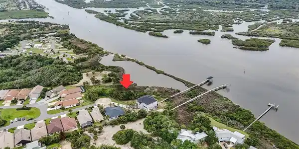 61 BEACHWOOD DRIVE