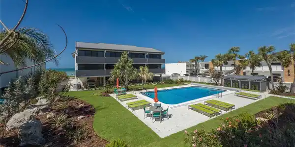 6804 GULF DRIVE