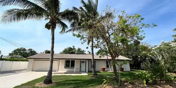 560 GATEWAY DRIVE