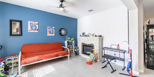 Image 4 Image 4