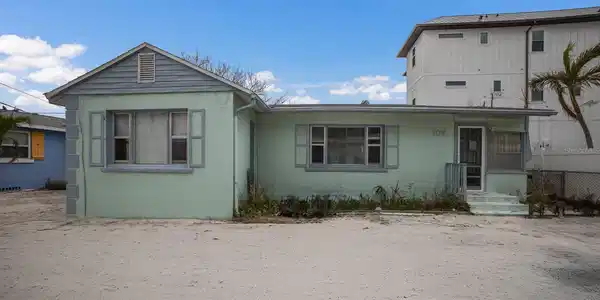 103 12TH STREET N