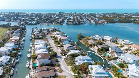 605 N POINT DRIVE
