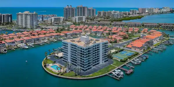 240 SAND KEY ESTATES DRIVE