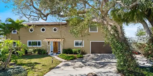 2306 JOHN ANDERSON DRIVE