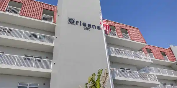 950 TARPON CENTER DRIVE