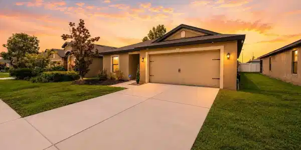 621 CHATHAM WALK DRIVE