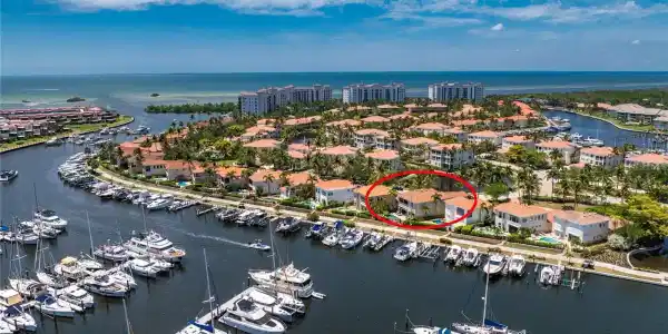 3213 SUNSET KEY CIRCLE
