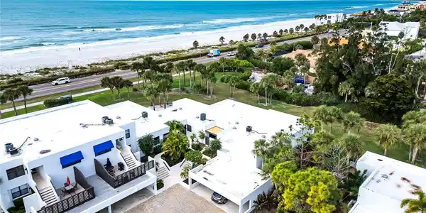 513 BAYPORT WAY