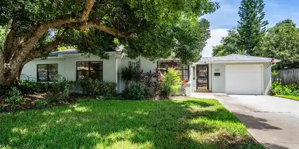 1507 PALMETTO STREET