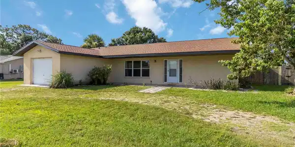 725 CORAL WAY