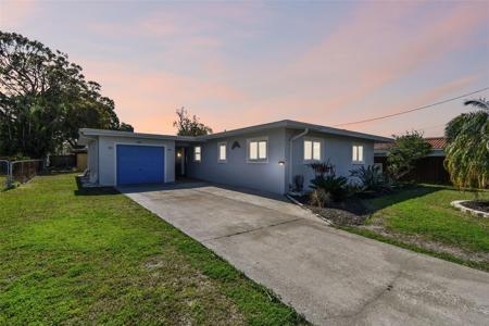 214 DRIFTWOOD DRIVE N