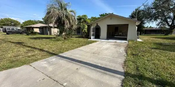 8326 LAFITTE DRIVE